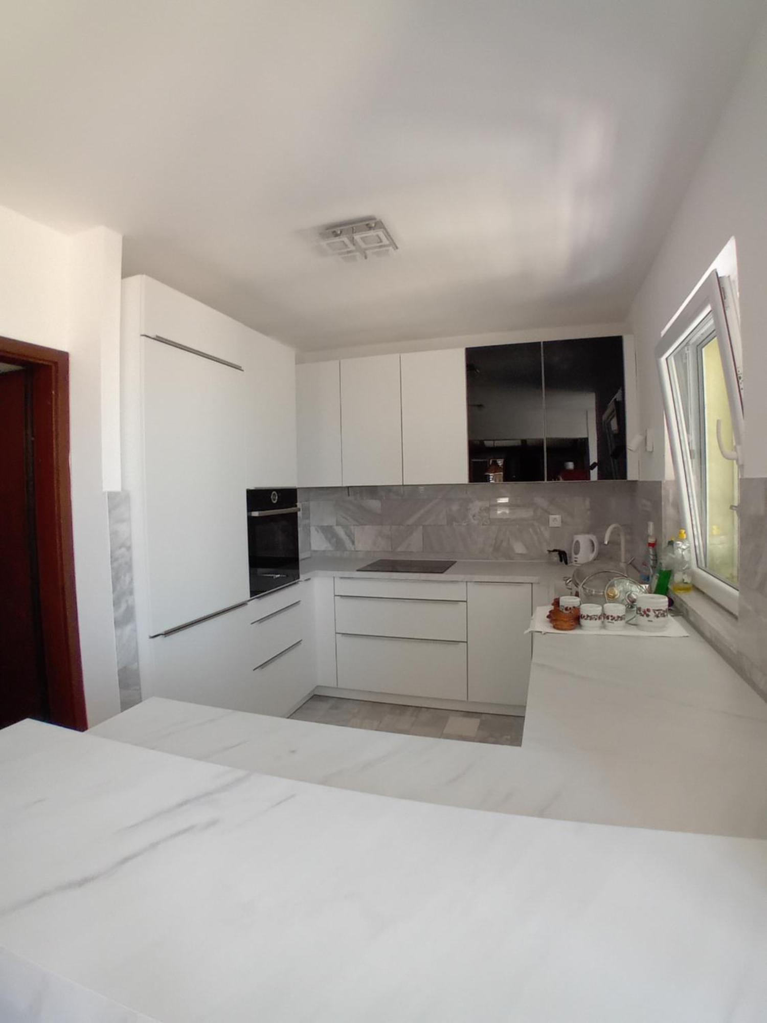 Sea View Family Apartment Baška Voda Zewnętrze zdjęcie
